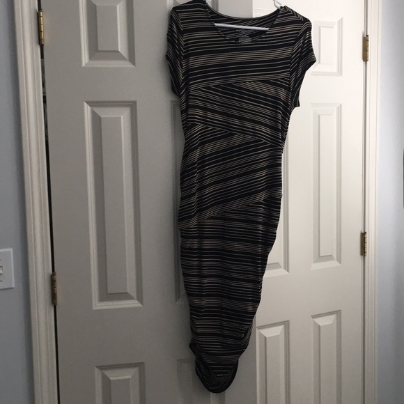 Maternity Dress - Liz Lange - Picture 1 of 4